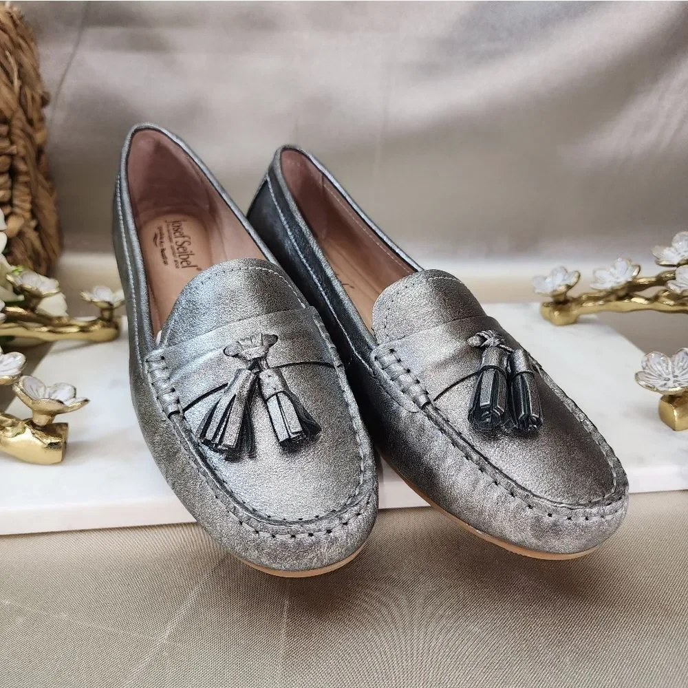 JOSEF SEIBEL Elina Leather Tassel Loafers Stunning Colorway